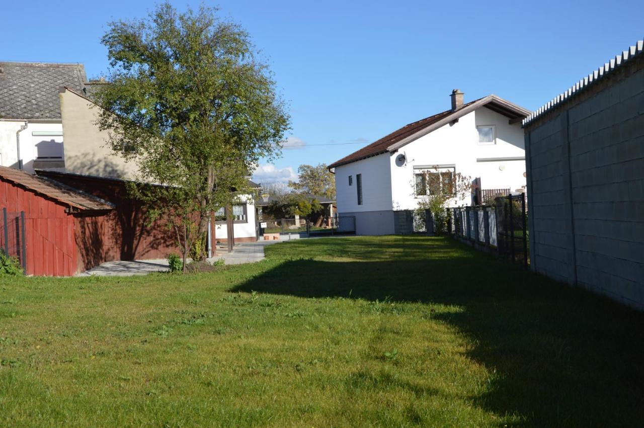 Kinderlachen Garantiert Lutzmannsburg Exteriér fotografie